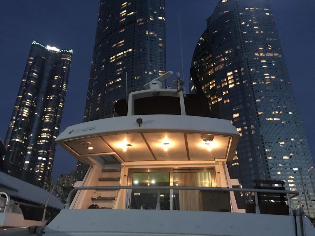 Sea And Yacht Hotel Busan Buitenkant foto