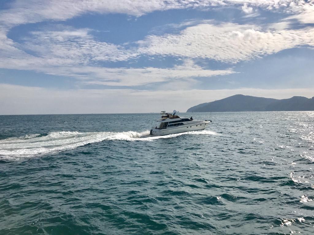 Sea And Yacht Hotel Busan Buitenkant foto